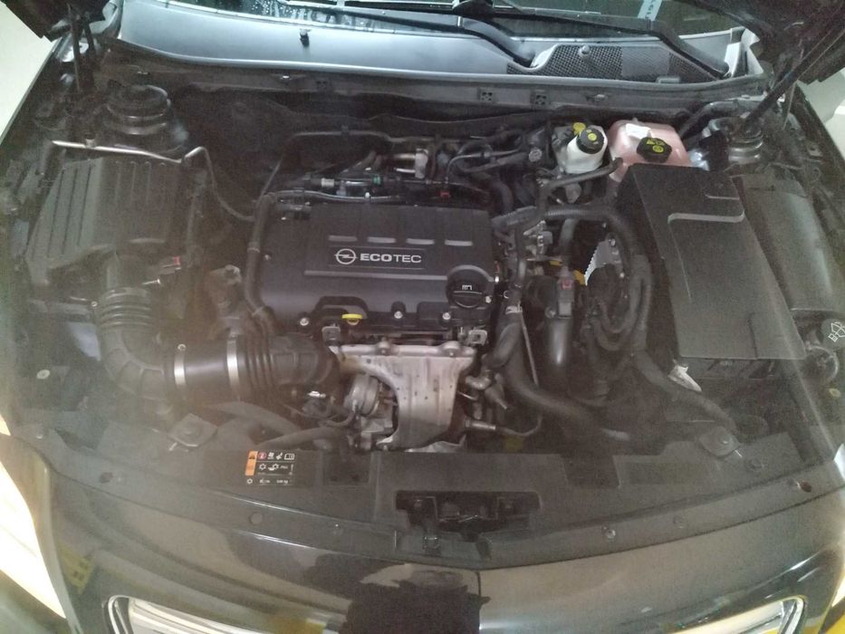 opel insignia 1.4 turbo