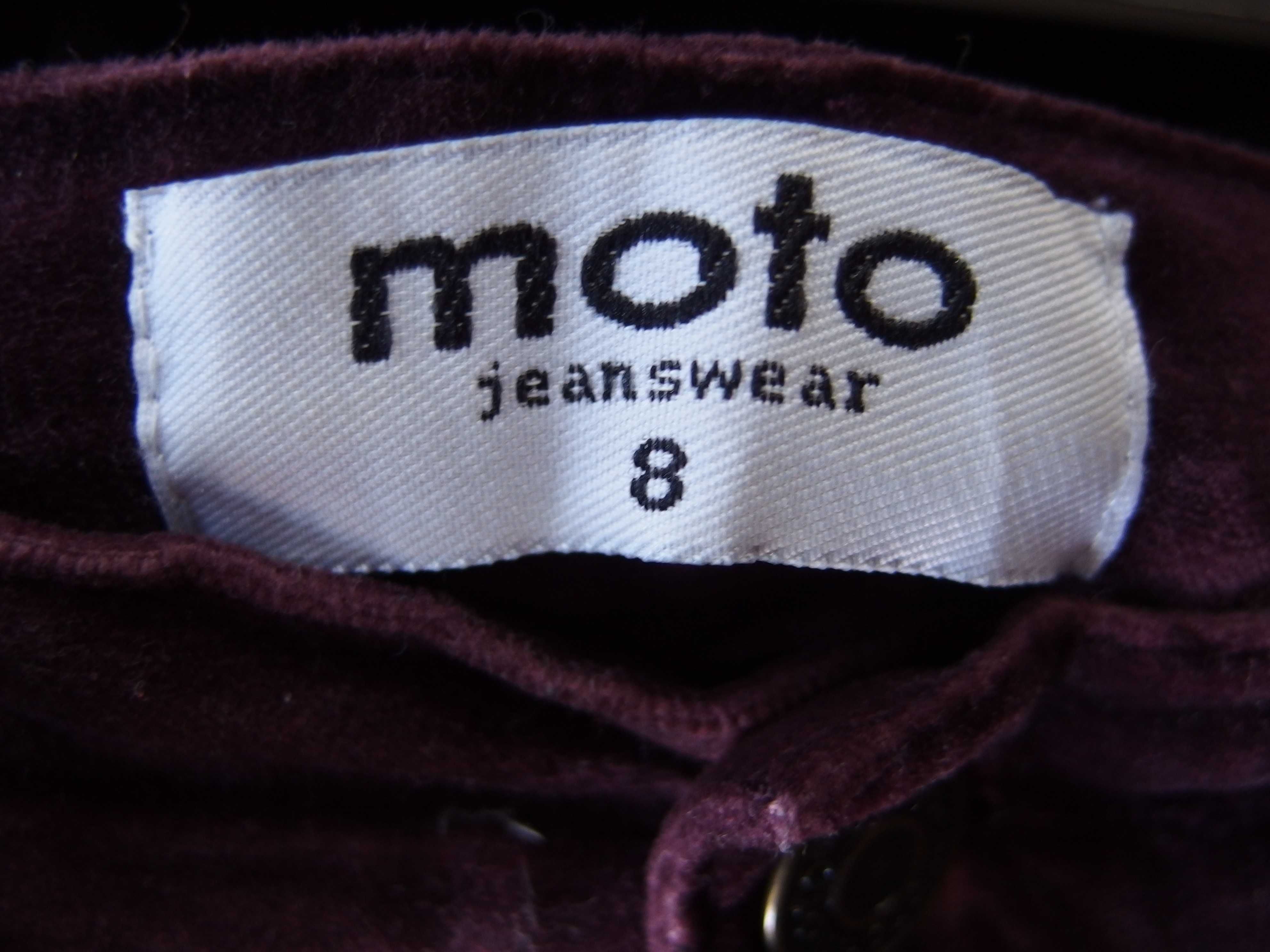 Spodnie welurowe Moto Jeanswear. Bordowe. Made in Hong Kong.