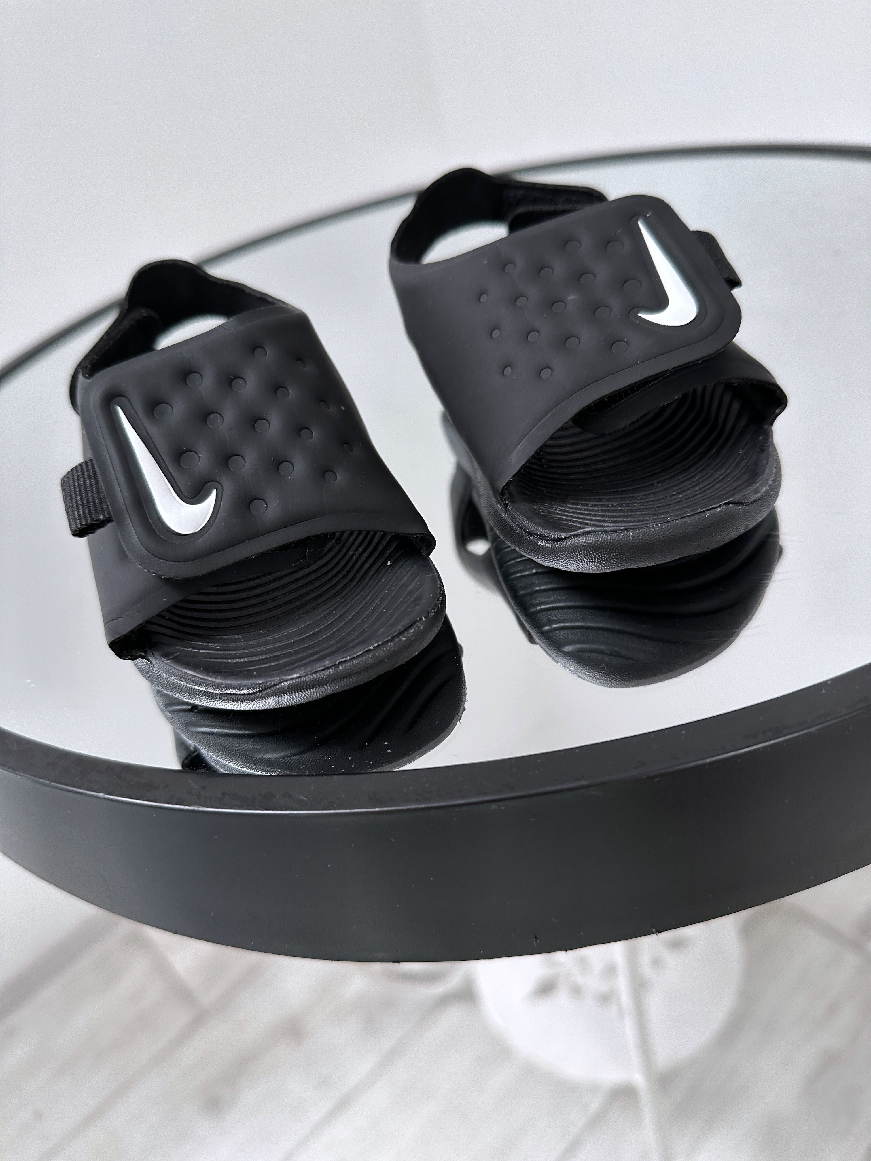 Легчайшие босоножки на липучках Nike