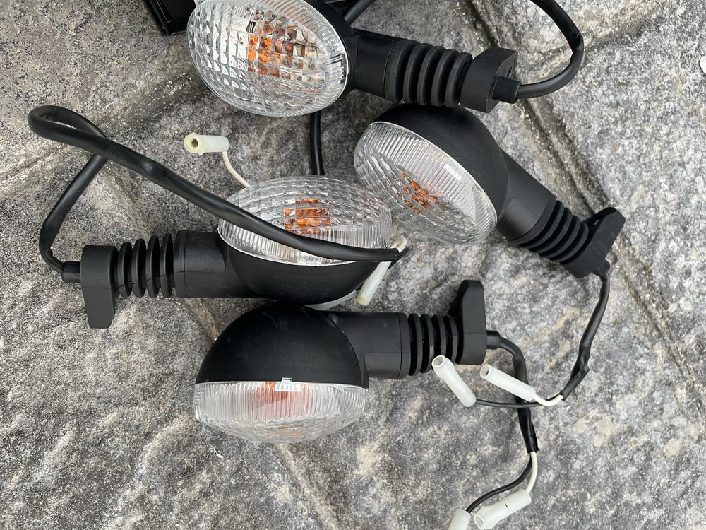 Piscas originais triumph e protetor motor