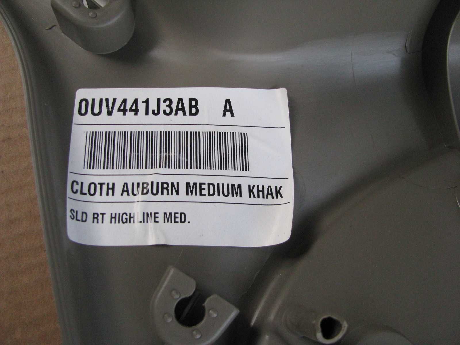 Nowa oryginalna tapicerka drzwi przesuwnych Chrysler Voyager RG/RS