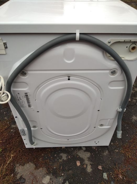 Пральна машинка .