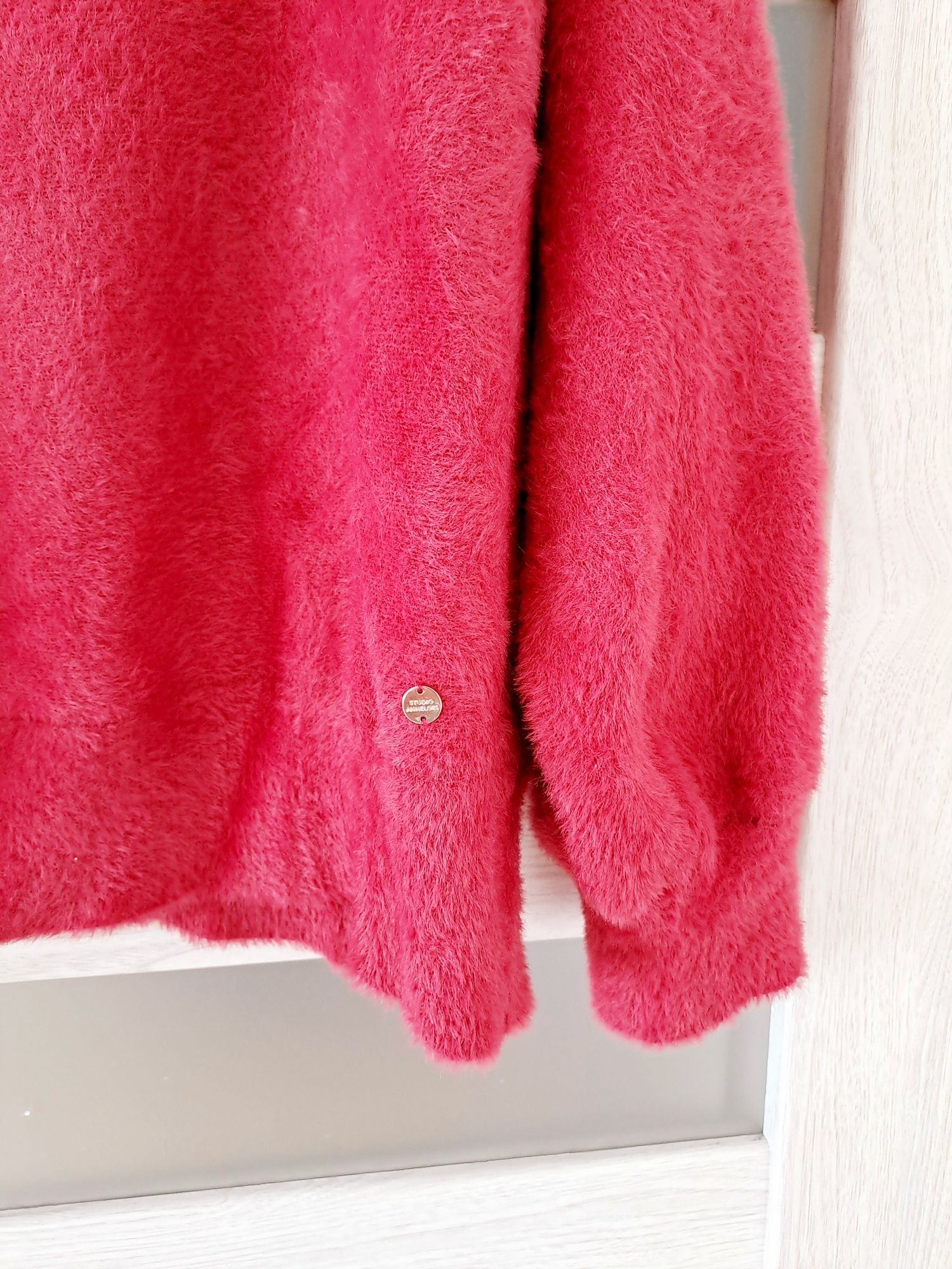 Włochaty sweter damski Xl