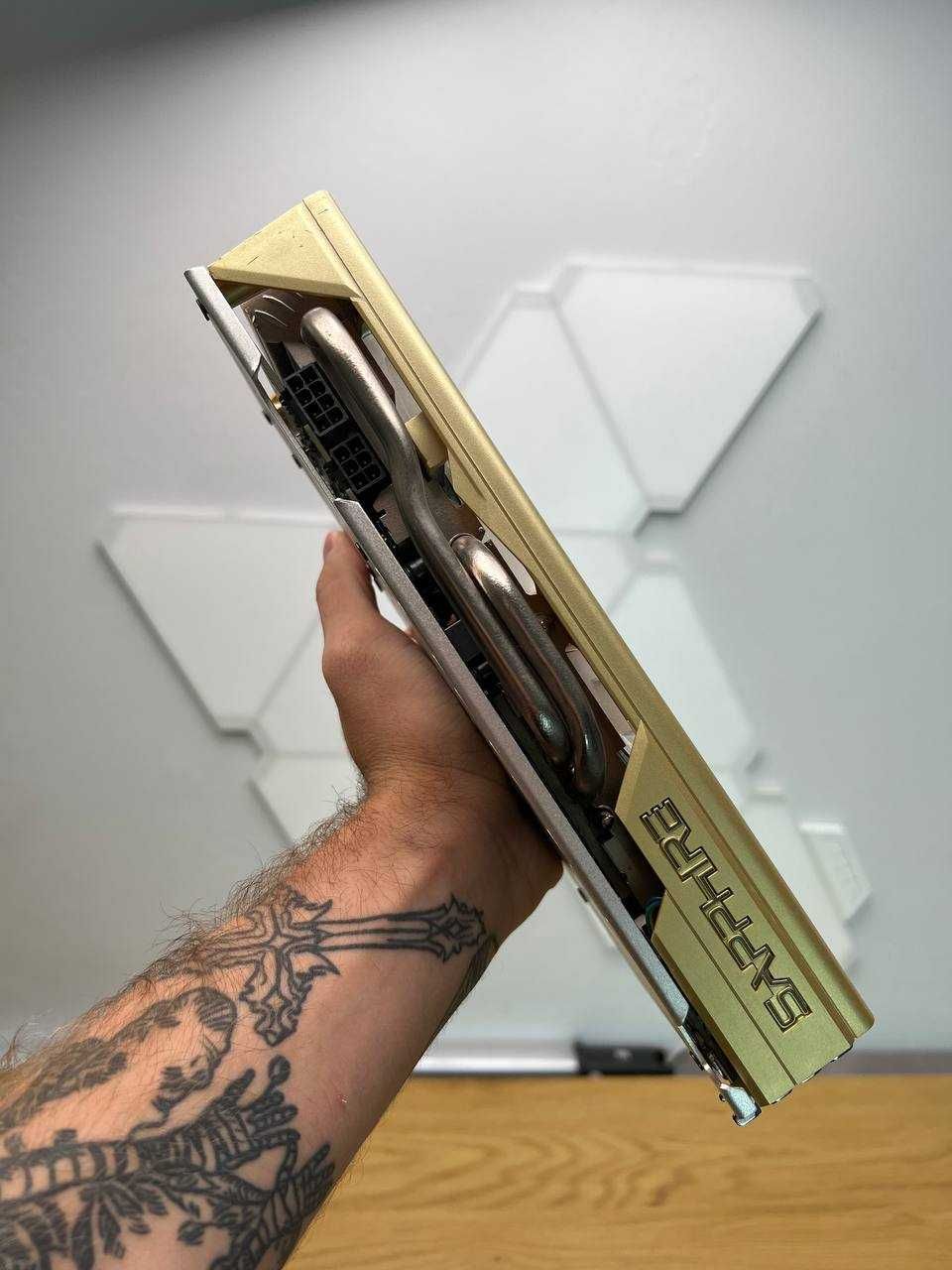 Відеокарта Sapphire Nitro Limited Edition RX580 8GB