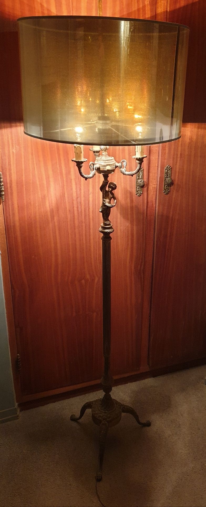 Candeeiro antigo todo em latão