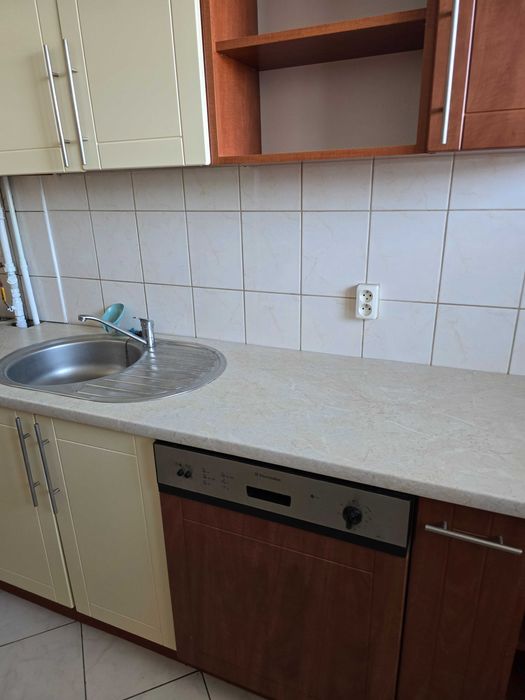Wynajmę i 3 pokojowe w Nowogardzie