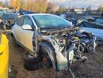 RENAULT MEGANE III 1.5 DCI K9K834 silnik skrzynia napęd sanki belka wahacz wahacze zacisk zaciski zwrotnica piasta kopyto