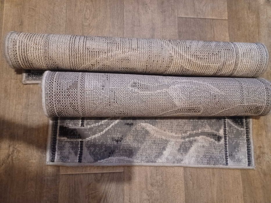Komplet praktycznych dywanów chodników 2 sztuki cena za całość