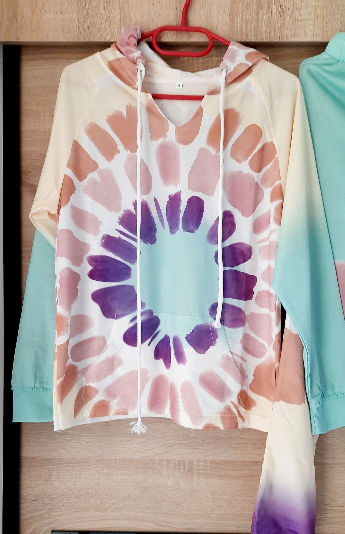 Komplet sportowy dress I bluza