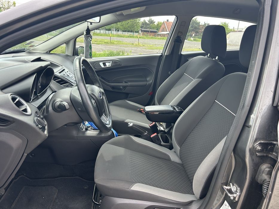 Ford Fiesta Super Stan Klimatyzacja Ekonomiczny Bogata Wersja Ledy
