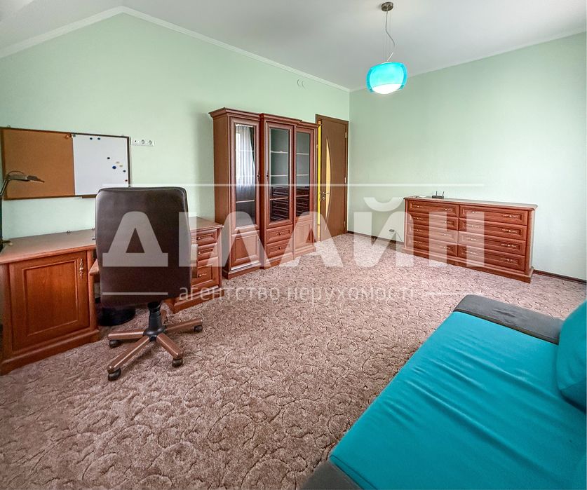 ТОП будинок на Дніпрі 250 м2 , 3 спальні