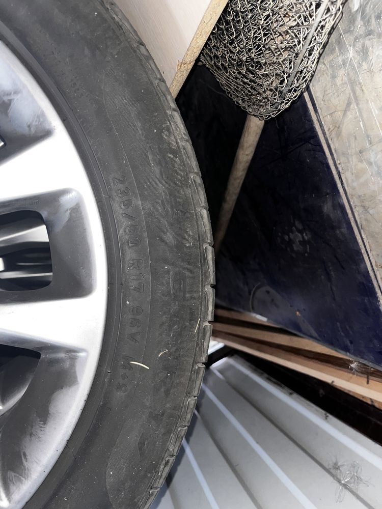 Резина 235/50 r17  pirelli cinturato p7