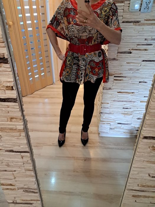 Bluzka zwiewna typu nietoperz