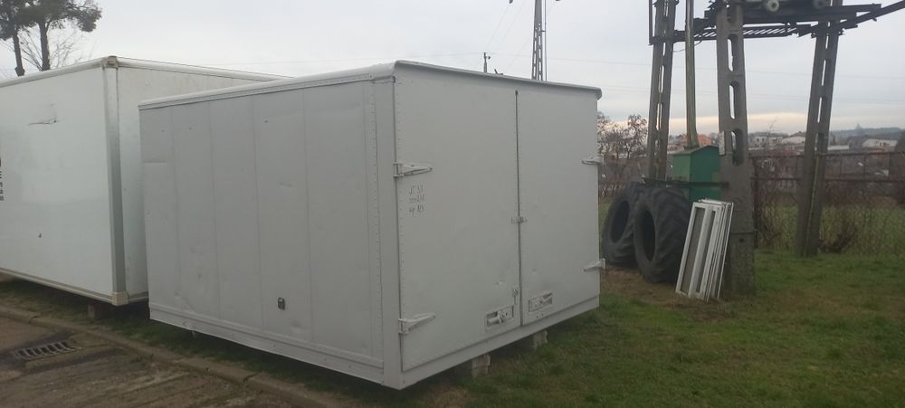 kontener magazyn zabudowa izoterma domek na dzialke