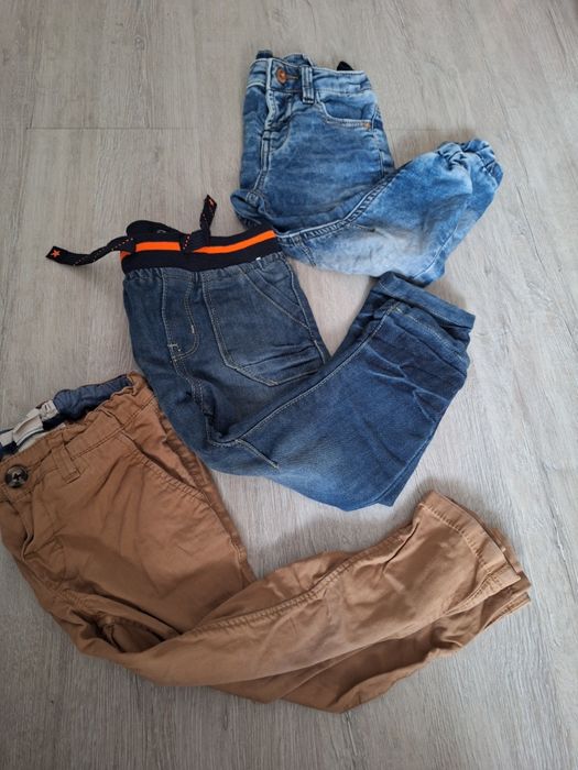 3- pak spodni 92 H&M