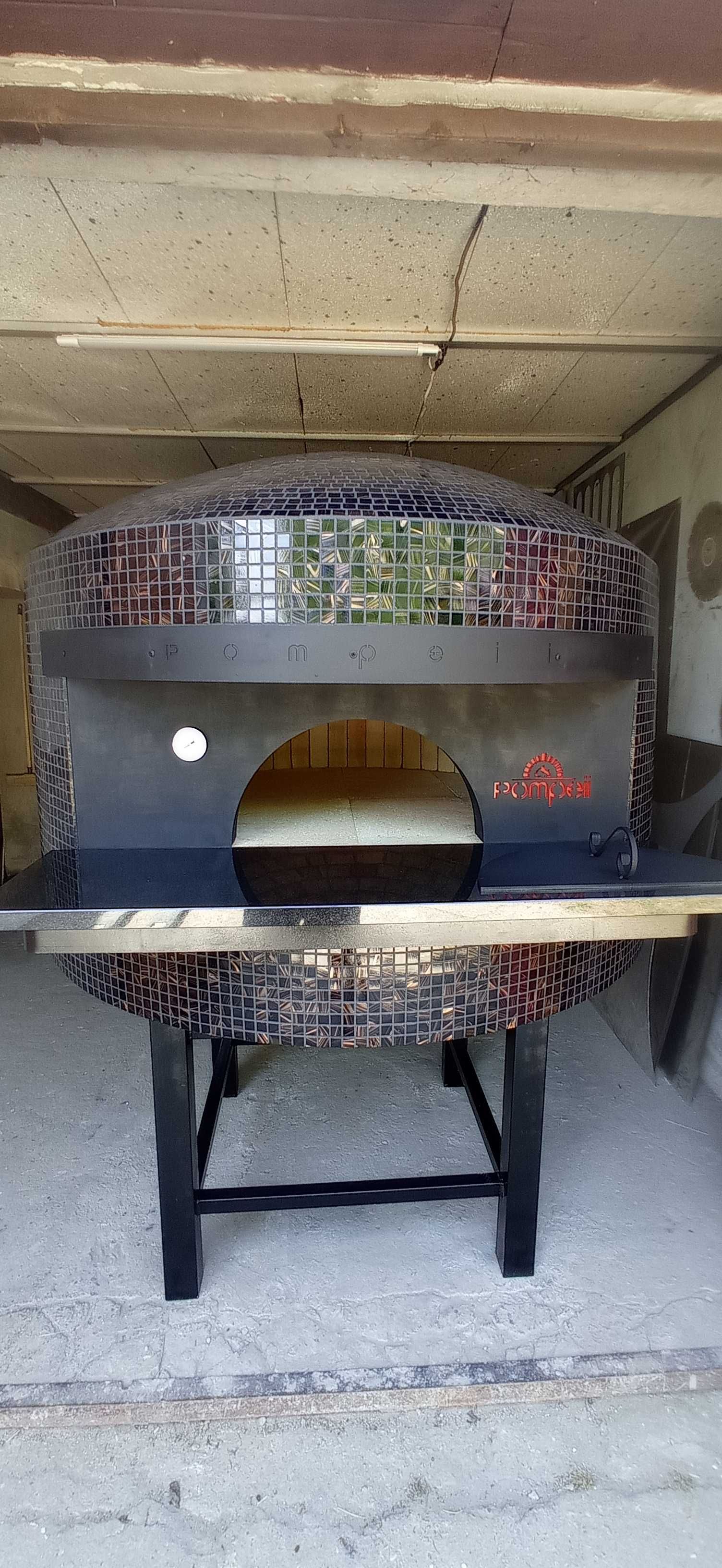 Piec do pizzy opalany drewnem i gazem