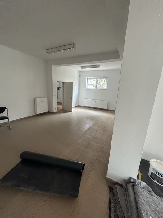 Lokal/magazyn o powierzchni 180m2