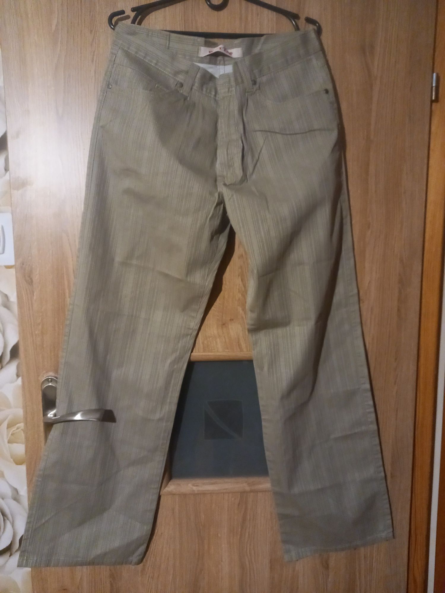 Spodnie męskie rozmiar W33 L32