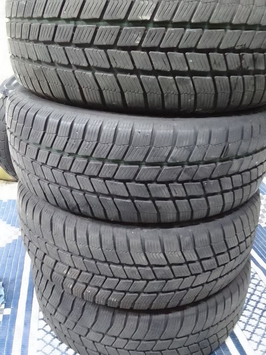 Cena za 2 Opony zimowe 215/60r16 BARUM 6.5mm