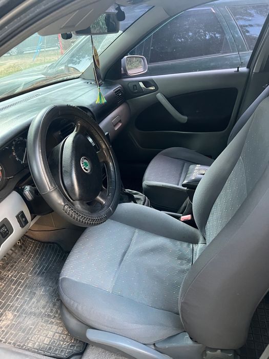 Skoda Oktavia 2001 рік 3700 +торг