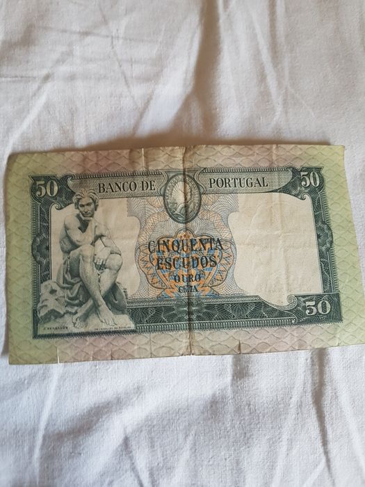 Escudos e pesetas
