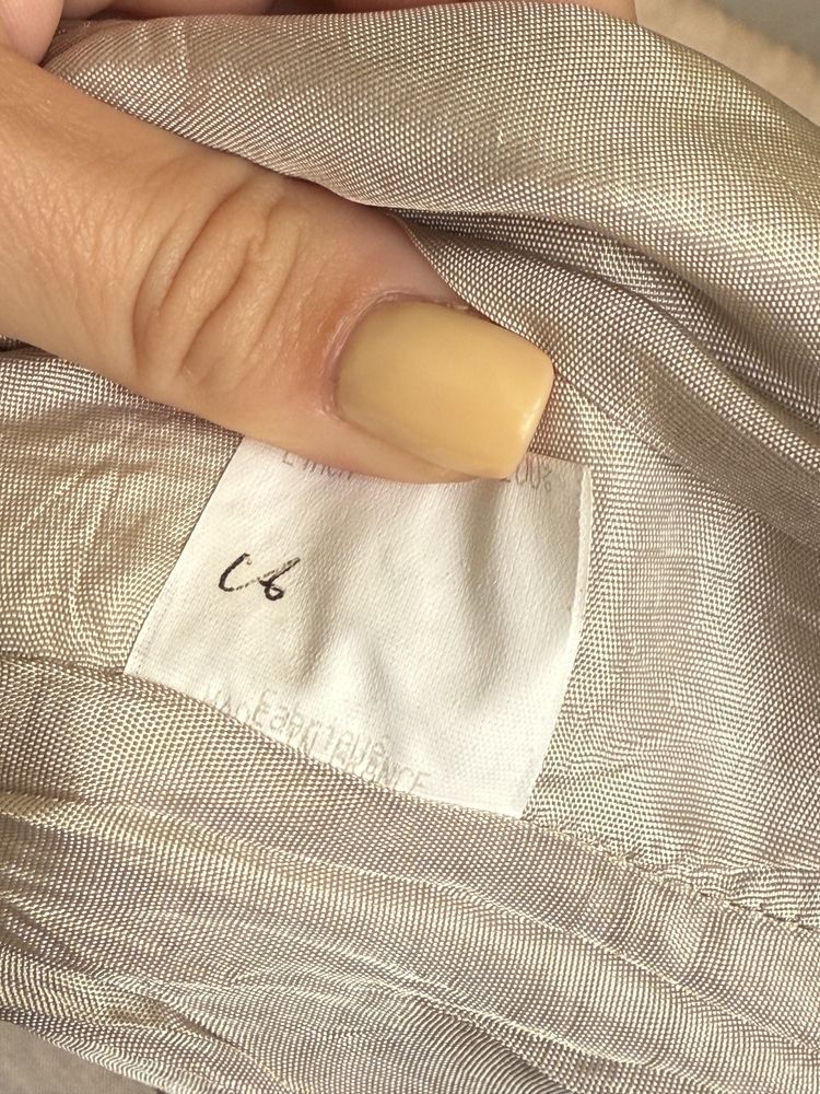 трендова жилетка льон Zara