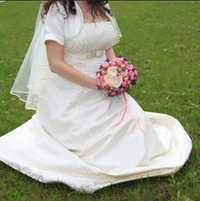 Весільна сукня А-силует айворі