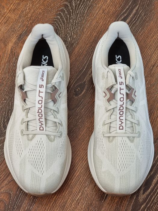 Оригінал 100% кросівки чоловічі asics dynablast 5  euro 44.5