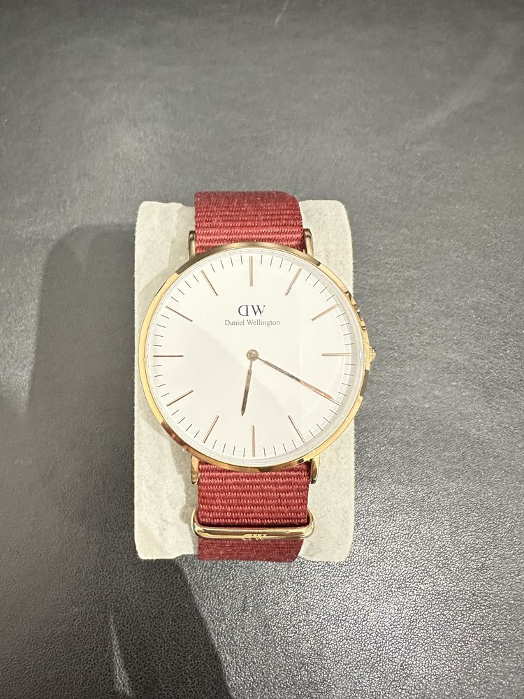 Zegarek męski damski uniseks Daniel Wellington DW B40R15 40 mm