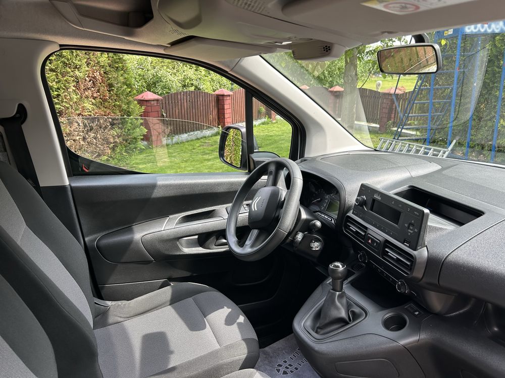 Sprzedam Citroen berlingo serwisowan ASO