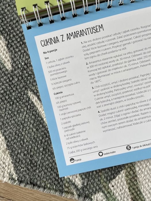 Książki kucharskie niskoweglowodanowe, fitness