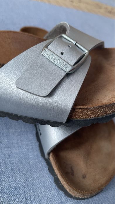 Шльопанці BIRKENSTOCK (Німеччина),р. 37, ідеальний стан