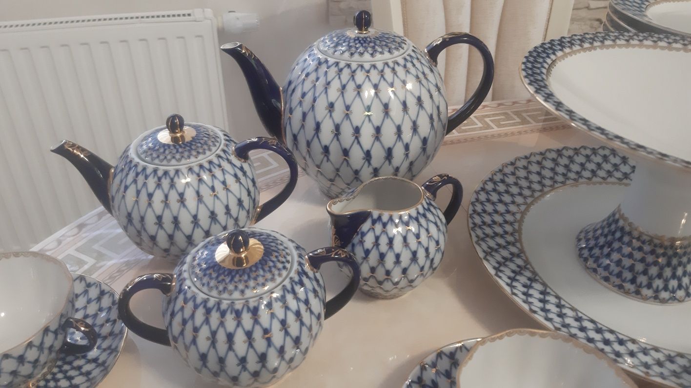 Komplet porcelanowy- stan idealny!
