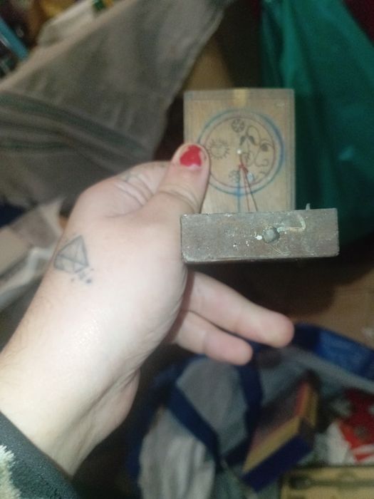 Bússola antiga madeira