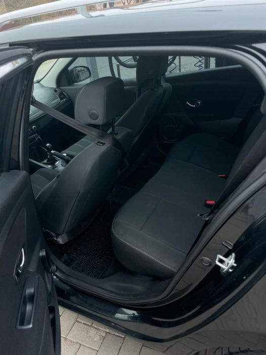 Робота водитель авто в аренду