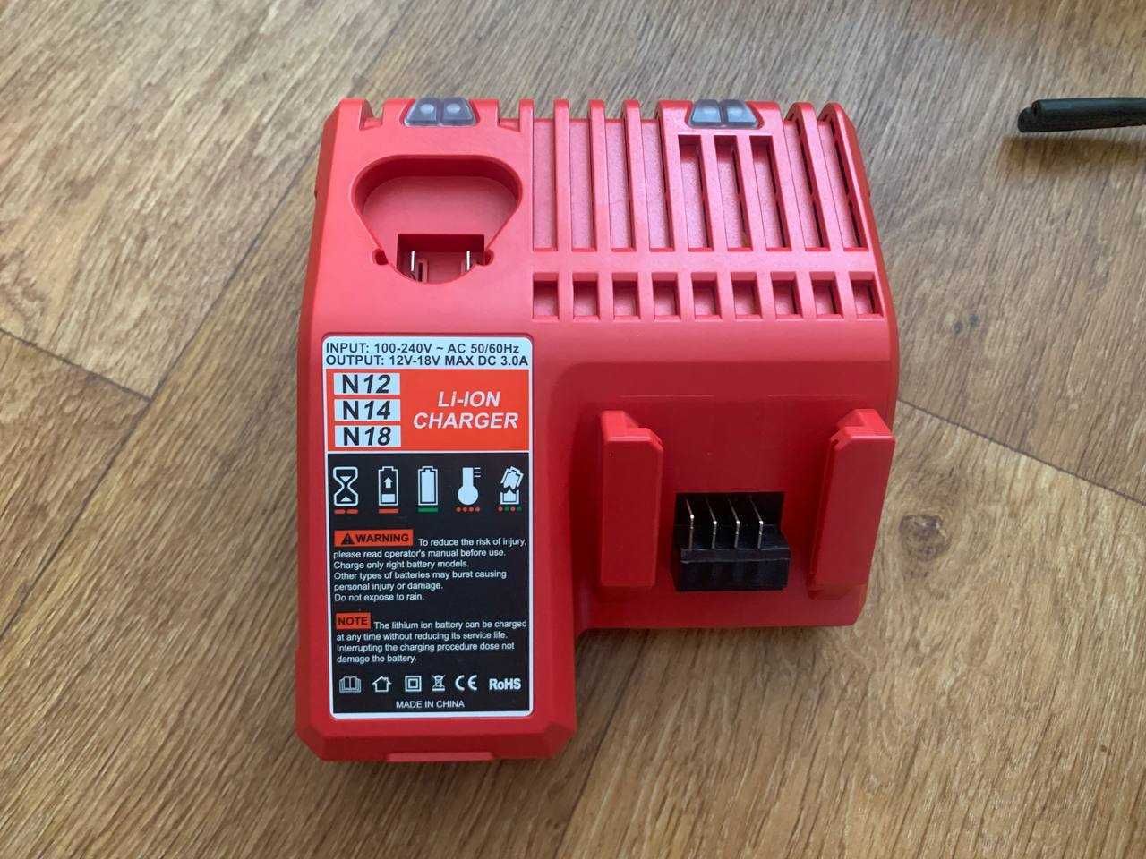 Зарядное устройство M12-M18 аккумуляторы Milwaukee M18