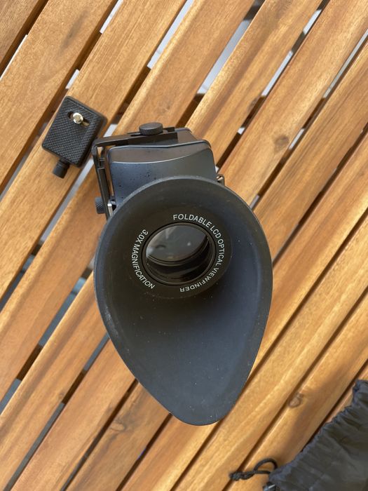 Sony Alpha SWIVI pára-sol sun hood. Ideal para fotografias de surf e exterior