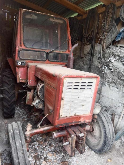 Продам трактор т-25