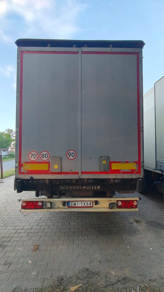 Naczepa plandeka firanka schwarzmuller paleciara sprzedam deski pasy