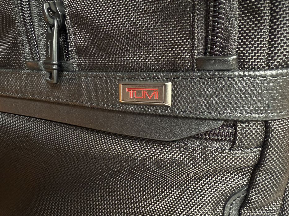 Tumi Alpha 3 case expansivel