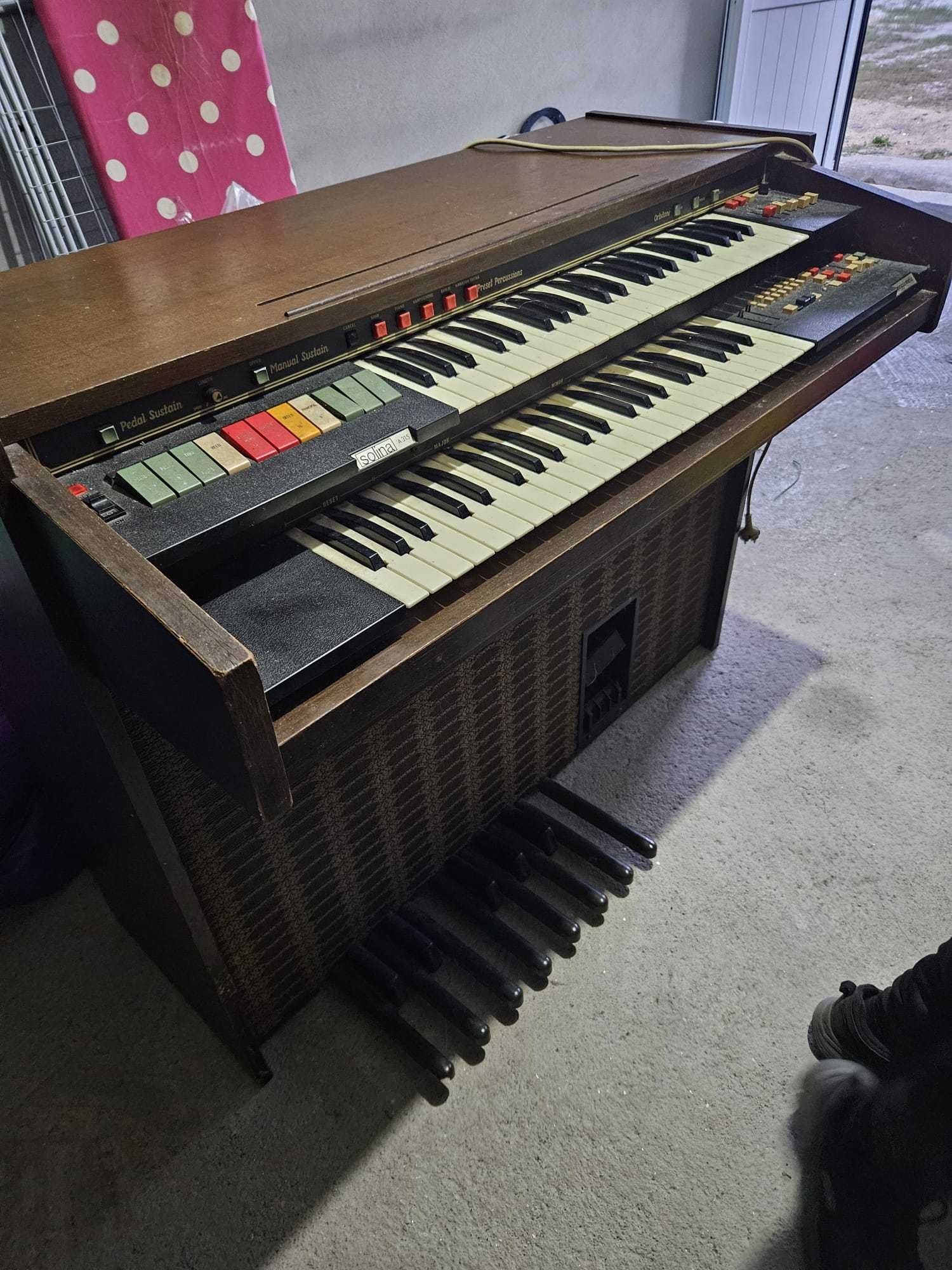 Piano solica como novo