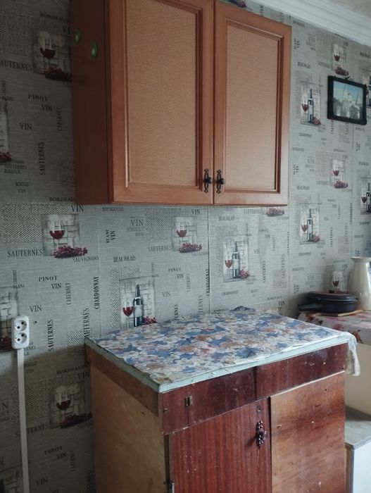 Здам кімнату в комунальній квартирі на довгий термін