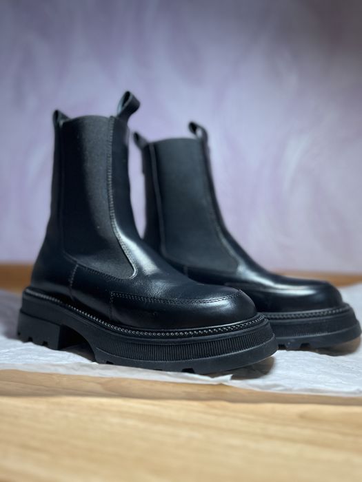 Зимові чоботи челсі