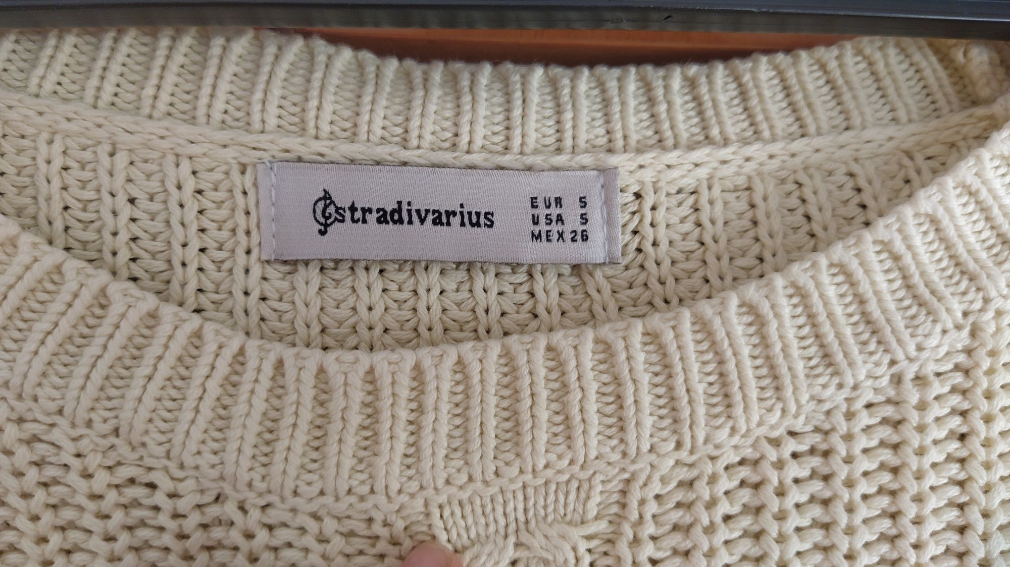 Camisola amarelo claro Stradivarius