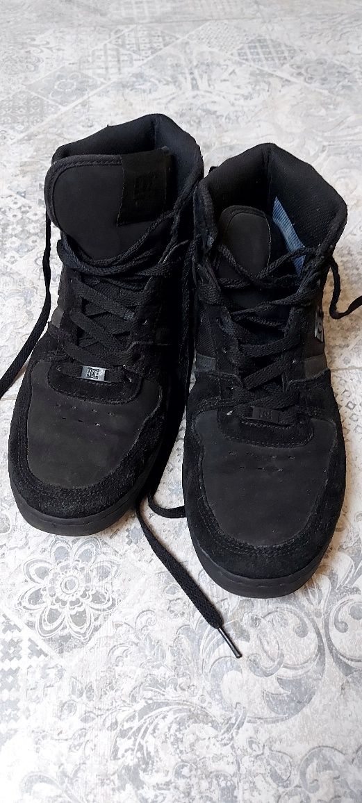 Buty męskie  sneakersy  DC  czarne 44
