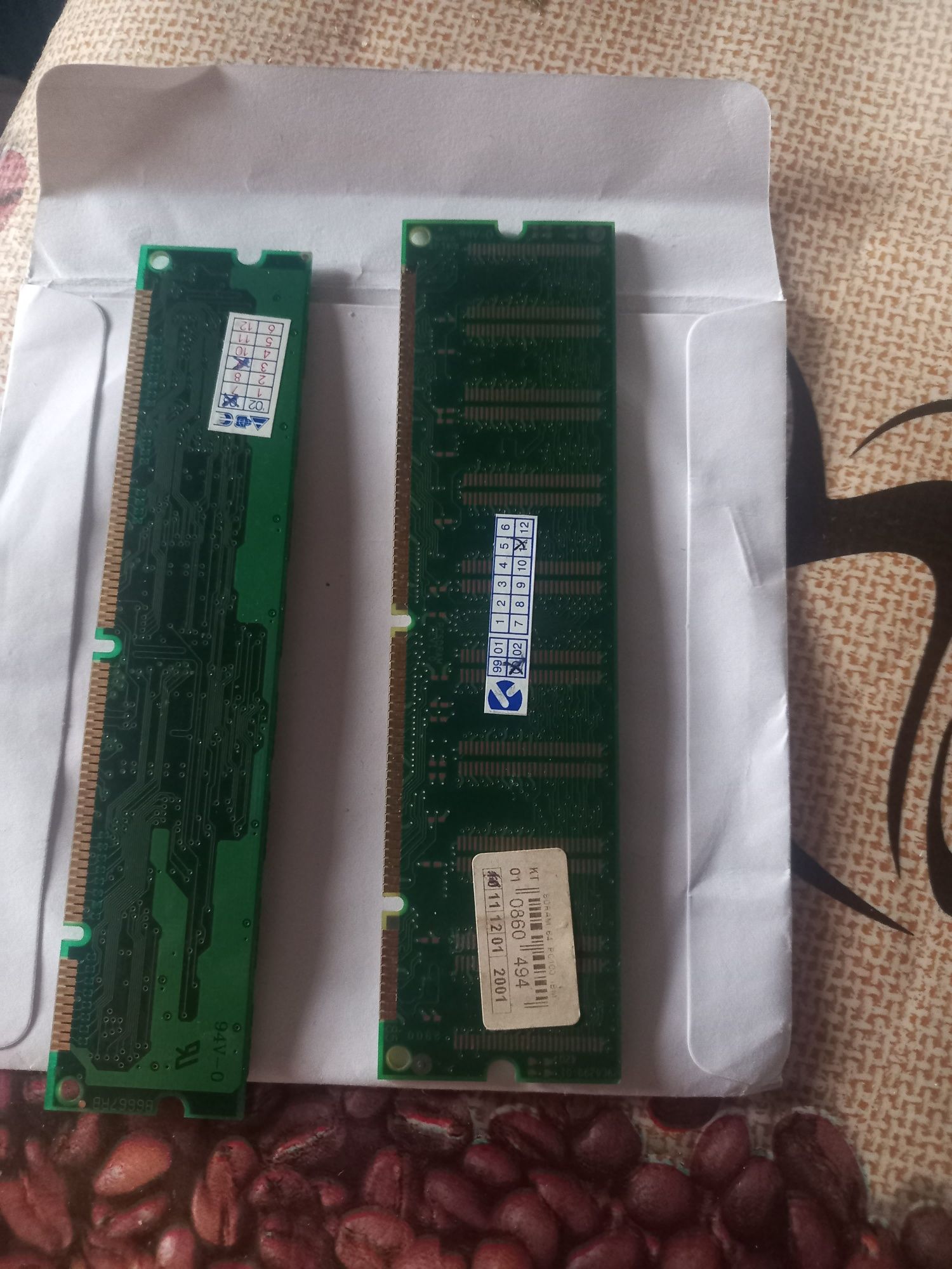 Продам 2 карты памяти пк 133u.BMX64. Grand ×8 цена указана за 2 шт IBM