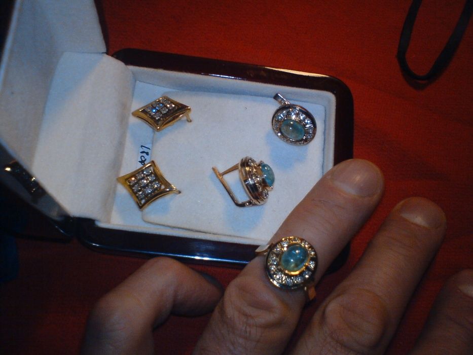 кольцо серьги золотые подвес с бриллиантами