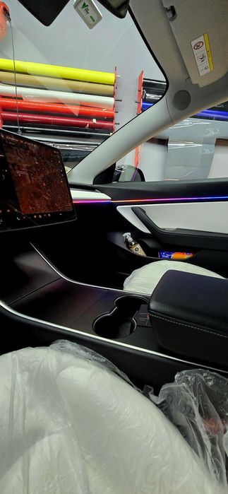 Iluminação  RGB  para viaturas