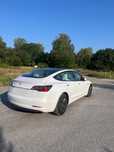 Promocja Wypożyczalnia Wynajem Tesla Model 3 SR+
