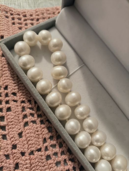 Naszyjnik z prawdziwych.naturalnych pereł bardzo duże